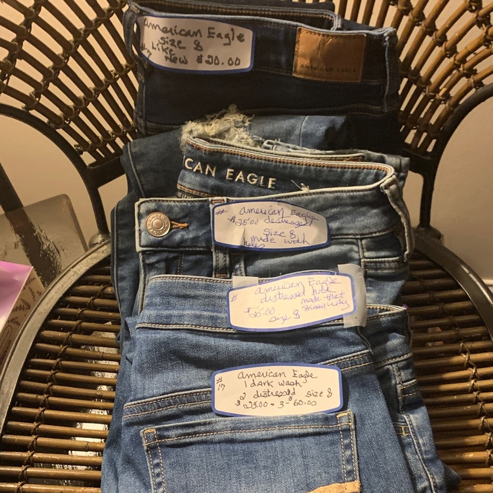 American Eagle Outfitters Women's Skinny Jeans - Dark Blue and Distressed Jeans